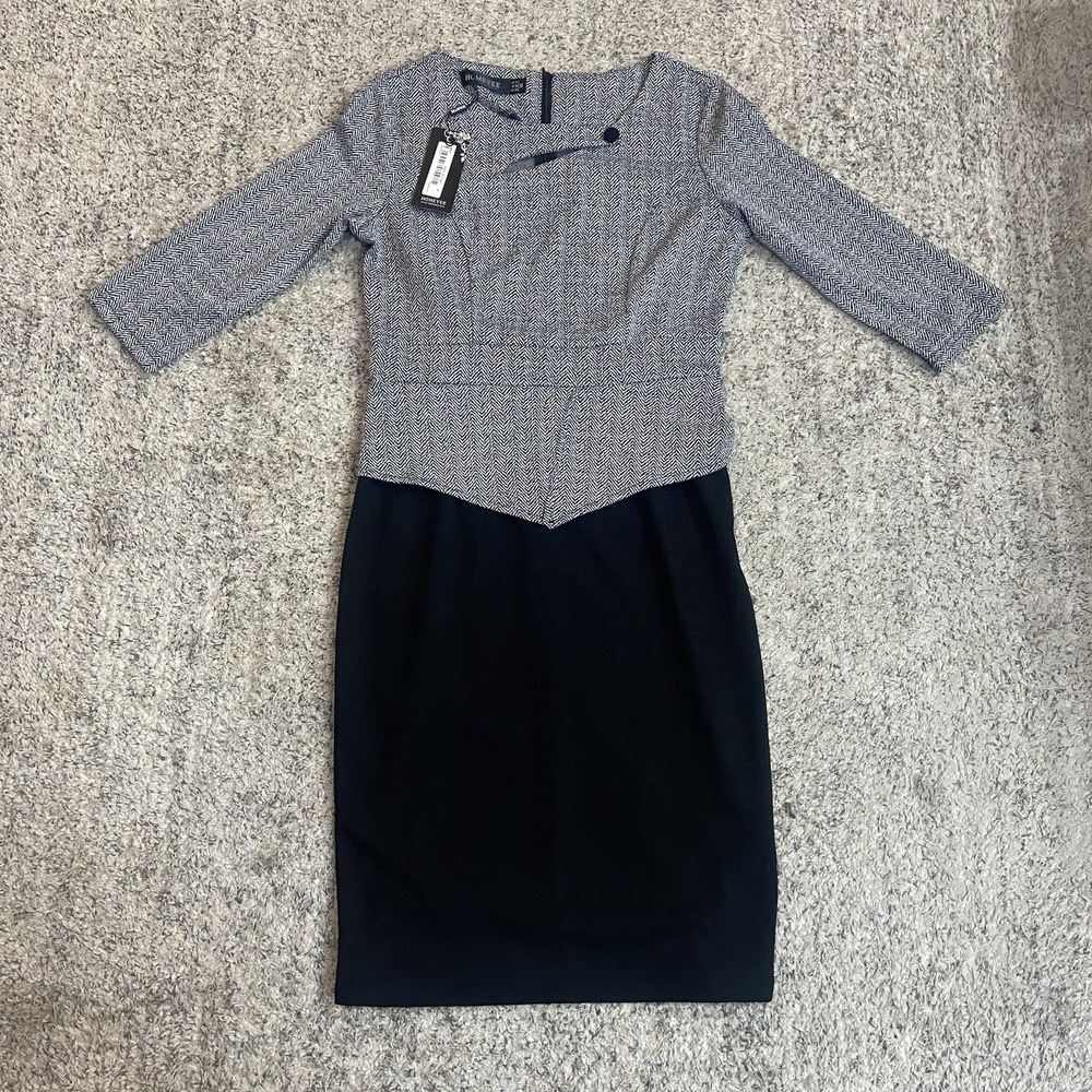 NWT Womens Bodycon Dress Size 6 Medium Knit Elegant Work Office Chic